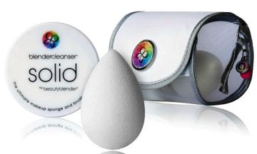 Beautyblender Спонж и мыло для очистки Solid Blendercleanser в кейс-сумочке